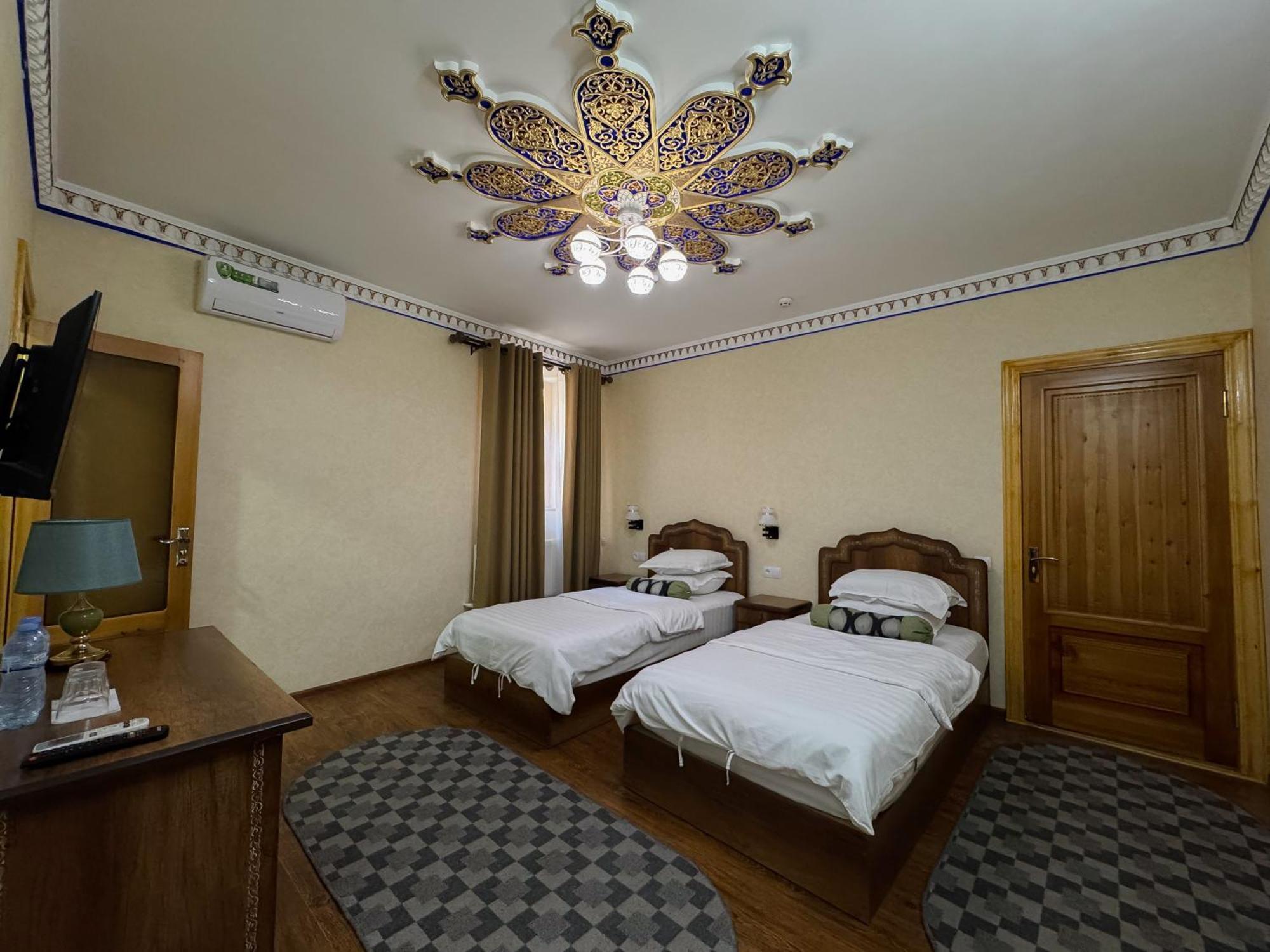 Old Gate Family Guest House 布哈拉 外观 照片