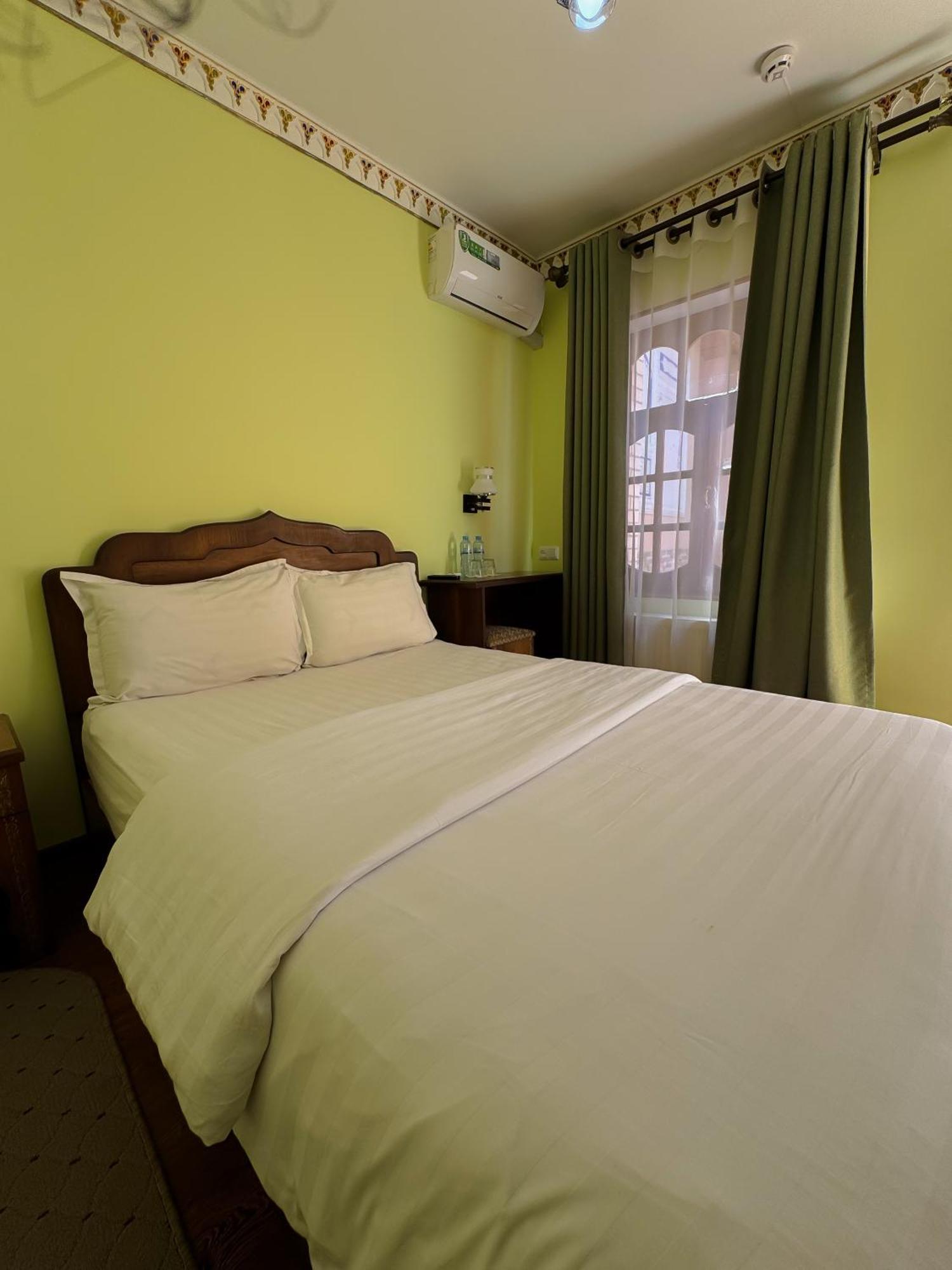 Old Gate Family Guest House 布哈拉 外观 照片
