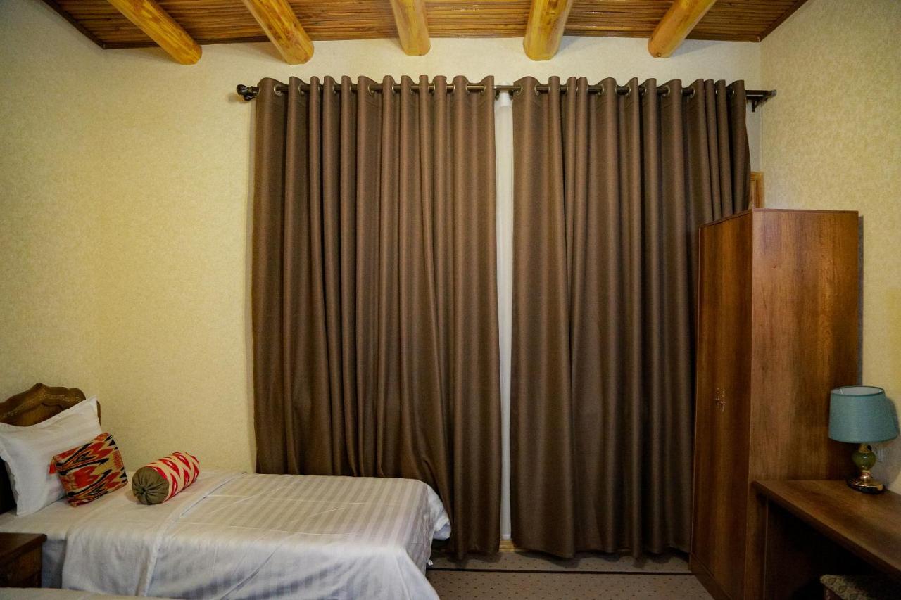Old Gate Family Guest House 布哈拉 外观 照片